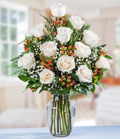 R-001W: One Dozen White Colombian Roses